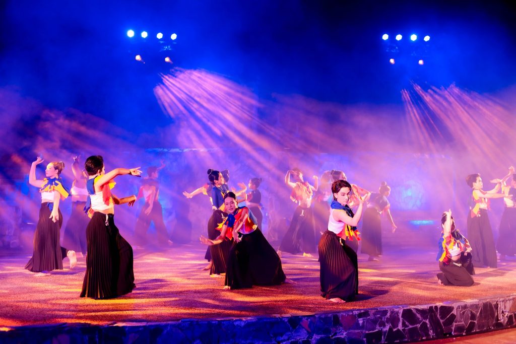 ผีตาโขน Phi Ta Khon